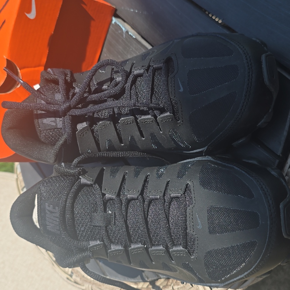 Nike Reax Black Running Sneakers - Picture 4 of 7